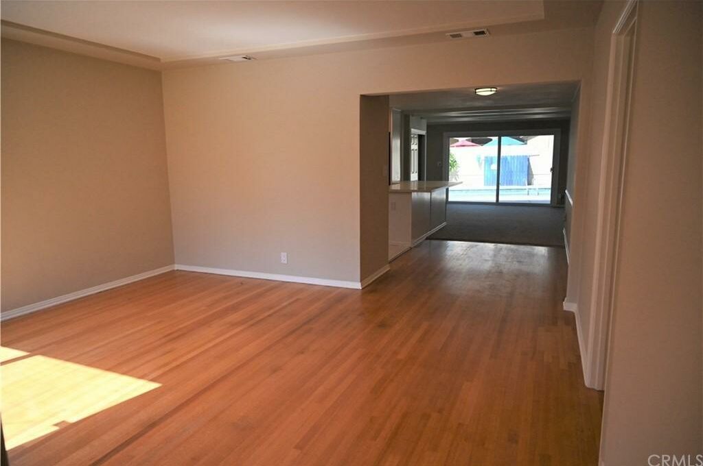 Foto 3 de apartamento ubicada en 119 N Lincoln Pl