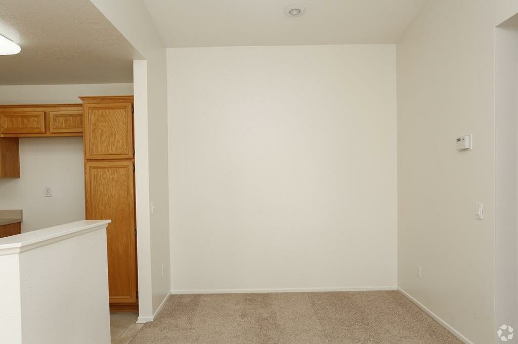 Foto 3 de apartamento ubicada en 1600 Rancho Conejo Blvd