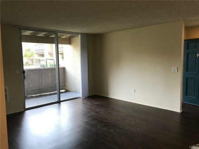 Foto 1 de apartamento en 17230 San Mateo St