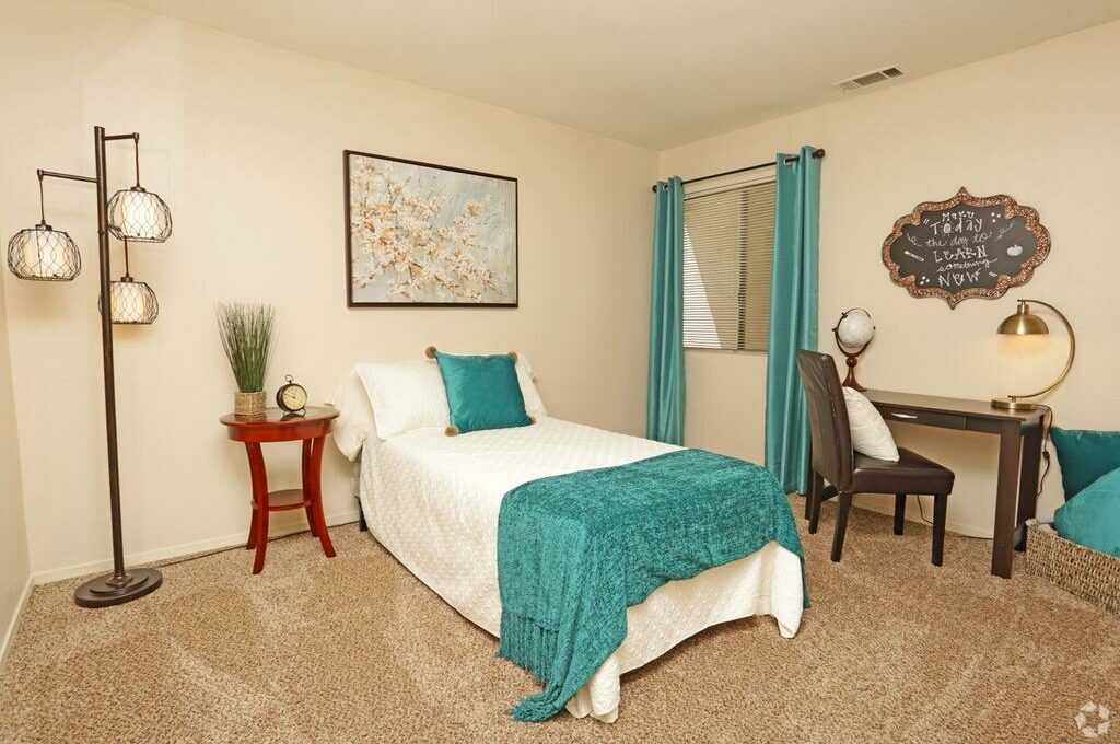Foto 2 de apartamento ubicada en 475-585 W Sierra Ave