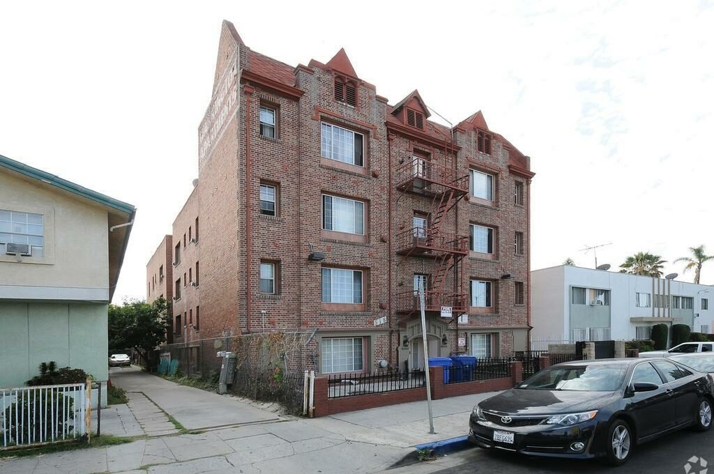 Foto 2 de apartamento ubicada en 516 N Harvard Blvd