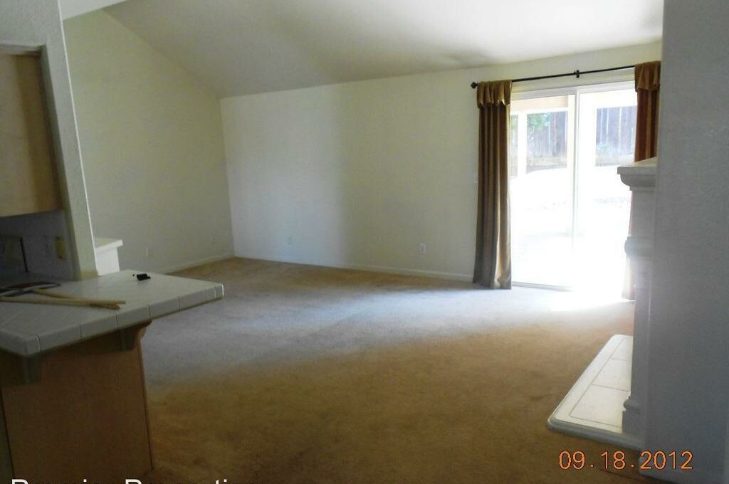 Foto 2 de apartamento en 9282 N Price Ave